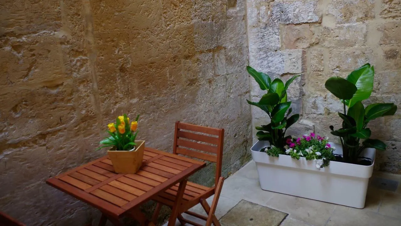 B&B San Matteo - Breakfast Included Lecce Bed & Breakfast